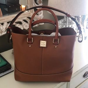Dooney & Bourke Pebble Grain Chelsea